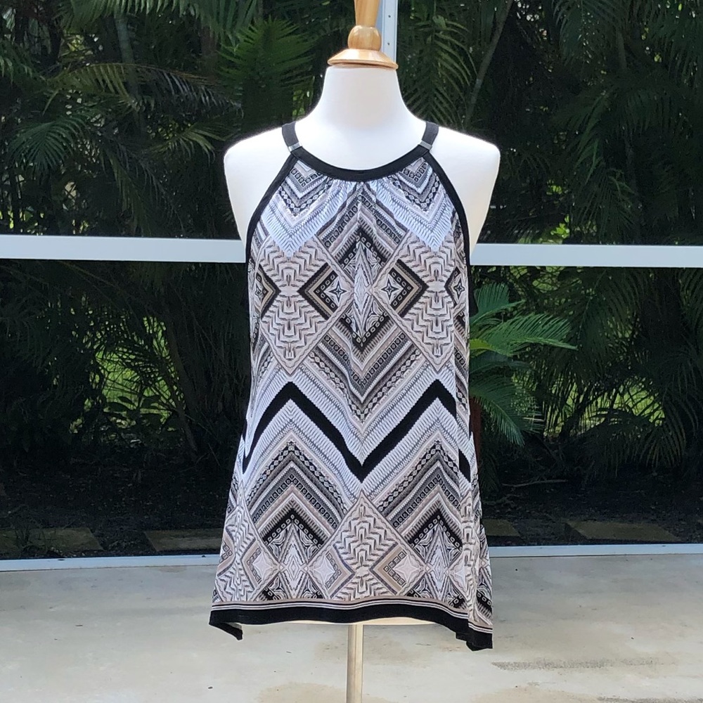 NWOT Beautiful Alfani Print Top Black White Tan Sz. XL